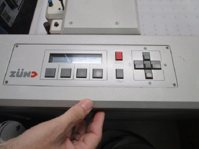 SCHNEIDEPLOTTER ZÜND P-1200 PLUS - آلة قطع الورق: صور 4 SCHNEIDEPLOTTER ZÜND P-1200 PLUS - آلة قطع الورق: صور 4