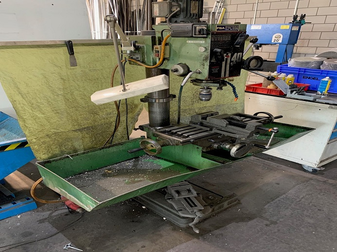 STÄNDERBOHRMASCHINE RF-40HC - آلات الطباعة: صور 2 STÄNDERBOHRMASCHINE RF-40HC - آلات الطباعة: صور 2