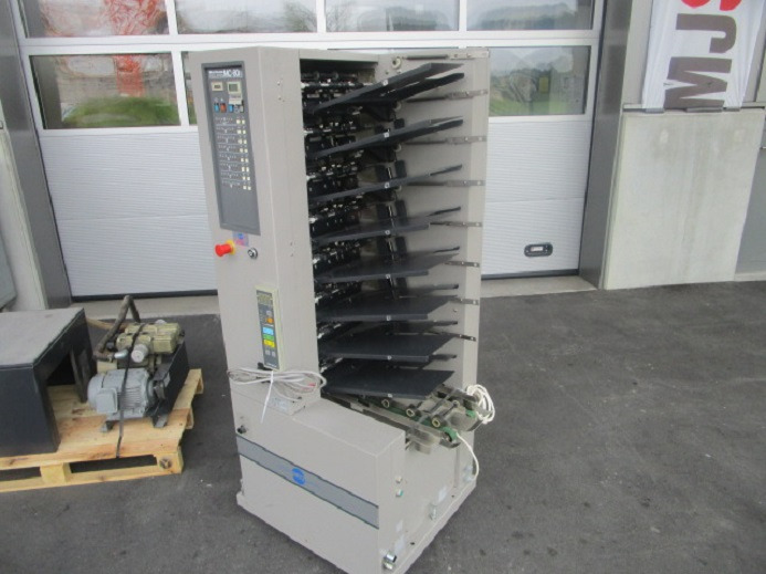 ZUSAMMENTRAGTURM HORIZON MC-80a MIT KOMPRESSOR - آلات الطباعة: صور 4 ZUSAMMENTRAGTURM HORIZON MC-80a MIT KOMPRESSOR - آلات الطباعة: صور 4