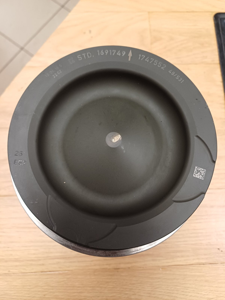 PACCAR - ديترويت/ خواتم/ البطانات: صور 2 PACCAR - ديترويت/ خواتم/ البطانات: صور 2