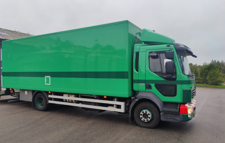 Volvo Industrial pressure washer - سيارة بلدية, شاحنة: صور 3 Volvo Industrial pressure washer - سيارة بلدية, شاحنة: صور 3