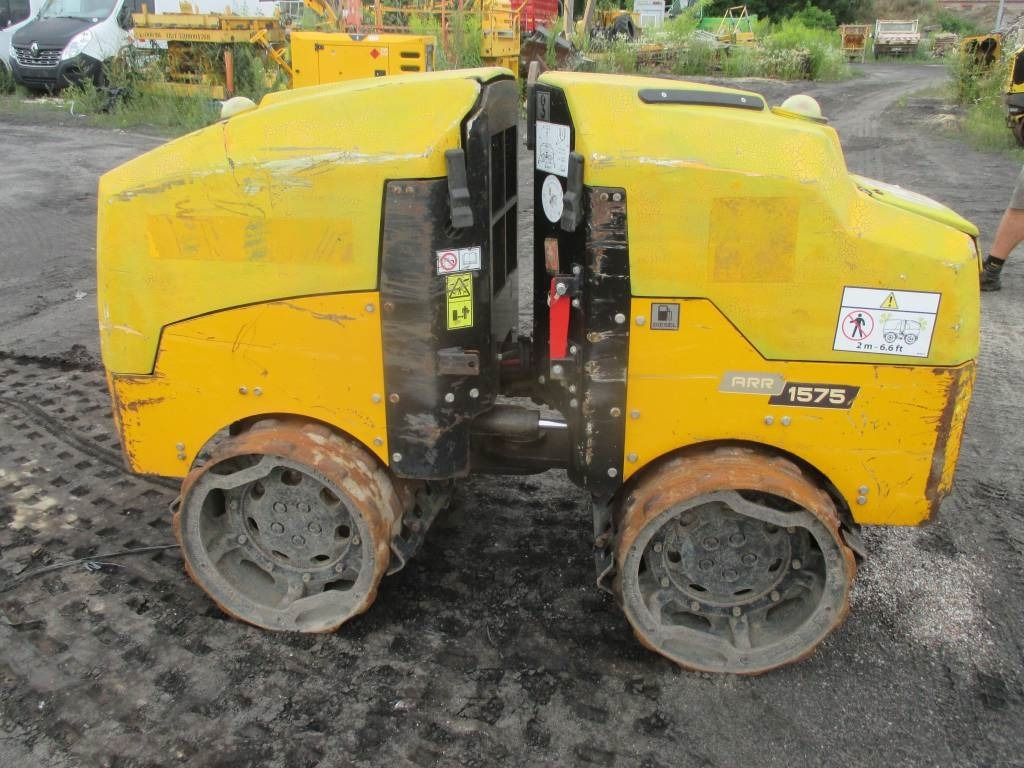 Ammann ARR 1575 - مدحلة الأسفلت: صور 5 Ammann ARR 1575 - مدحلة الأسفلت: صور 5