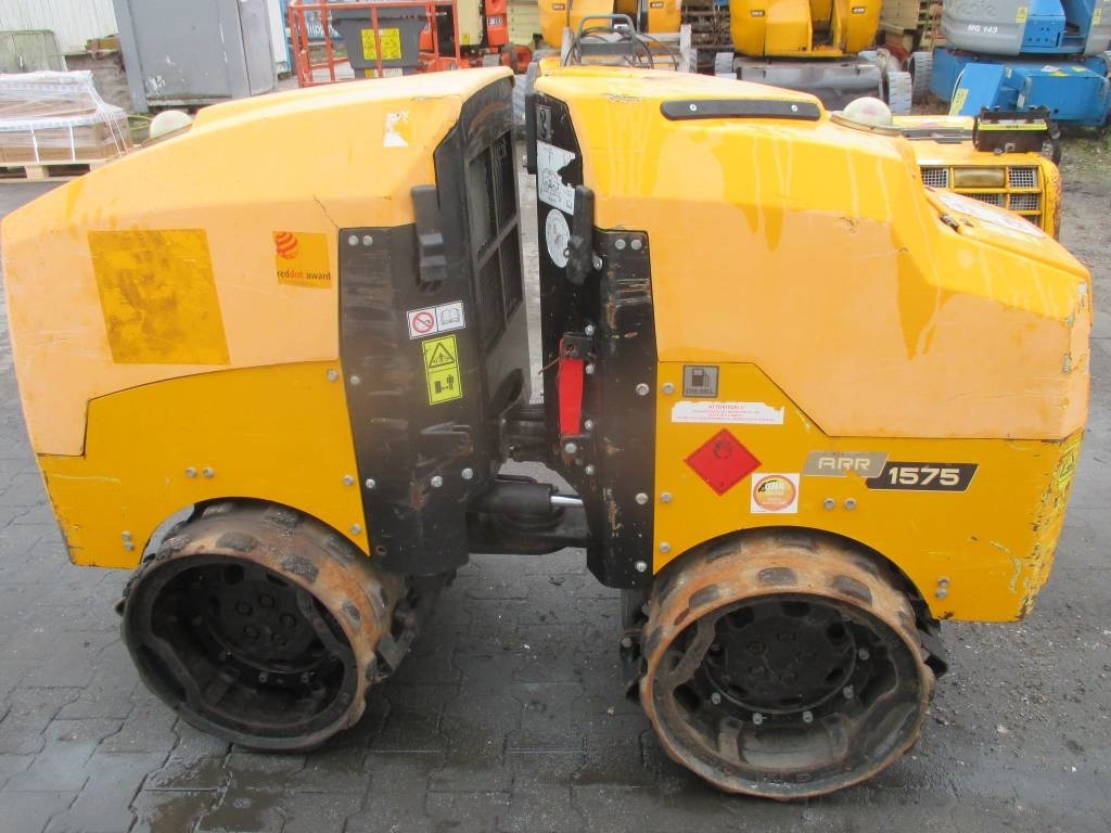 Ammann ARR 1575 - مدحلة الأسفلت: صور 5 Ammann ARR 1575 - مدحلة الأسفلت: صور 5