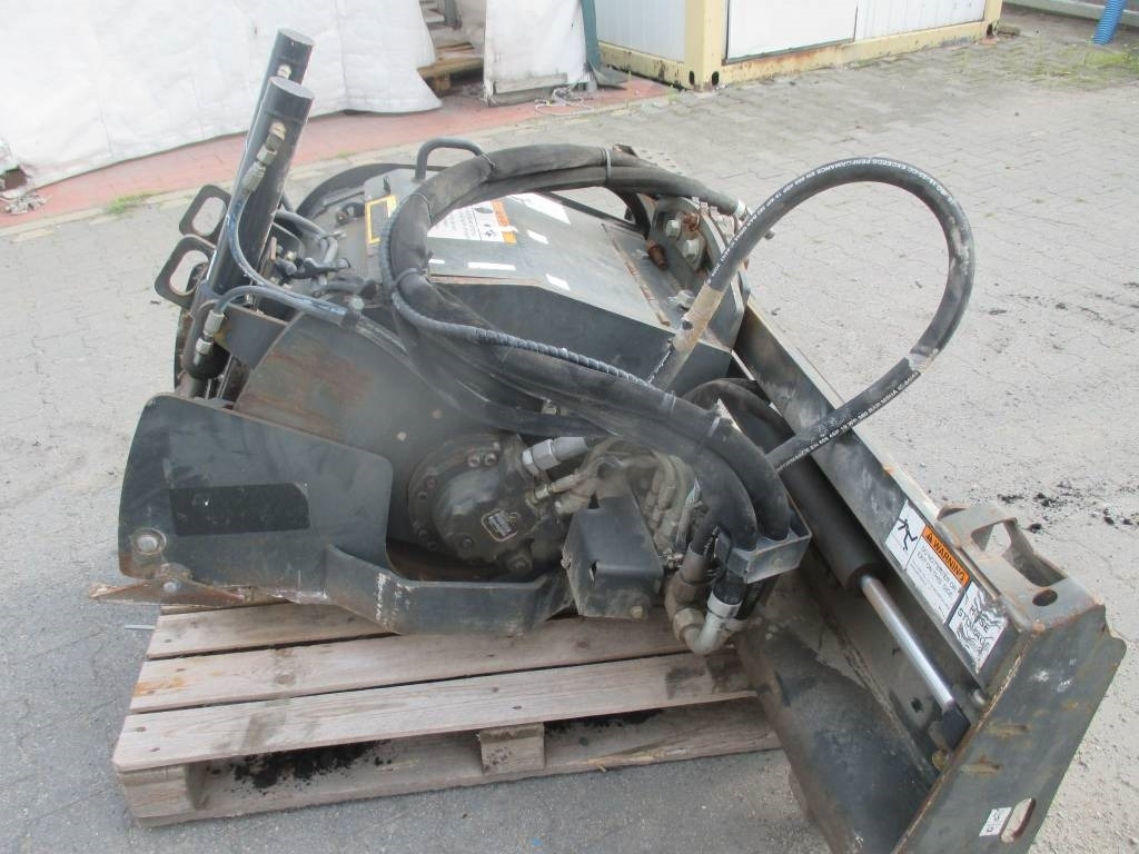 Bobcat 18 PLA - ماكينات التسوية: صور 3 Bobcat 18 PLA - ماكينات التسوية: صور 3