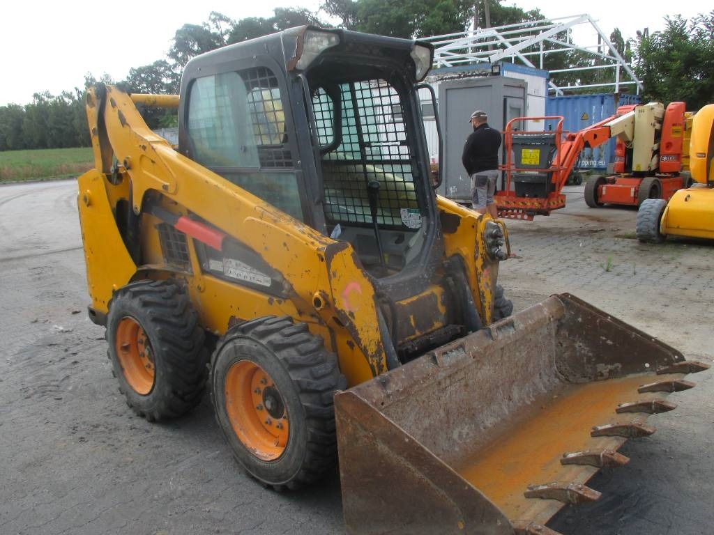 Bobcat S 530 - شيول صغير: صور 4 Bobcat S 530 - شيول صغير: صور 4