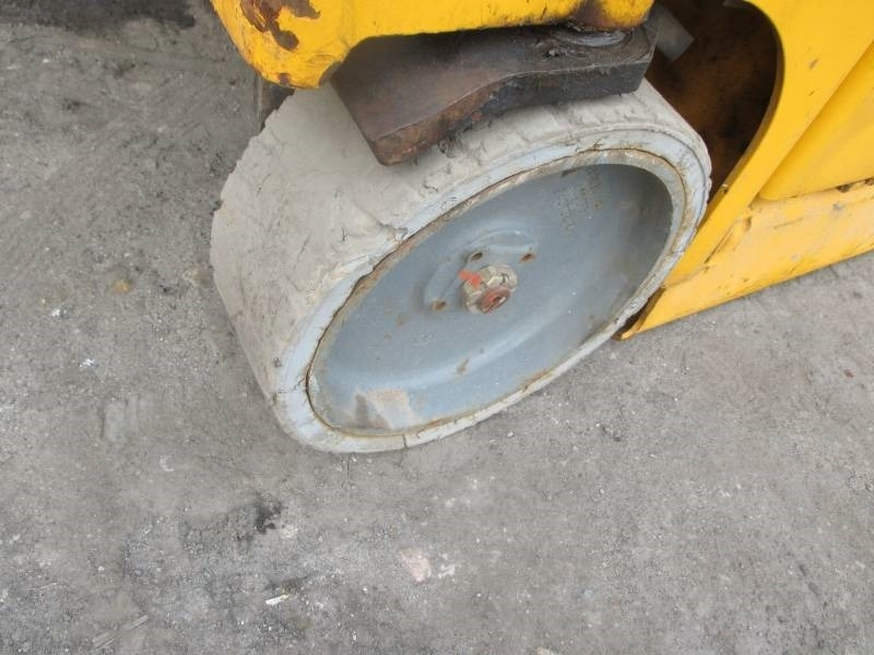 رافعات مقصية Haulotte Compact 14: صور 10