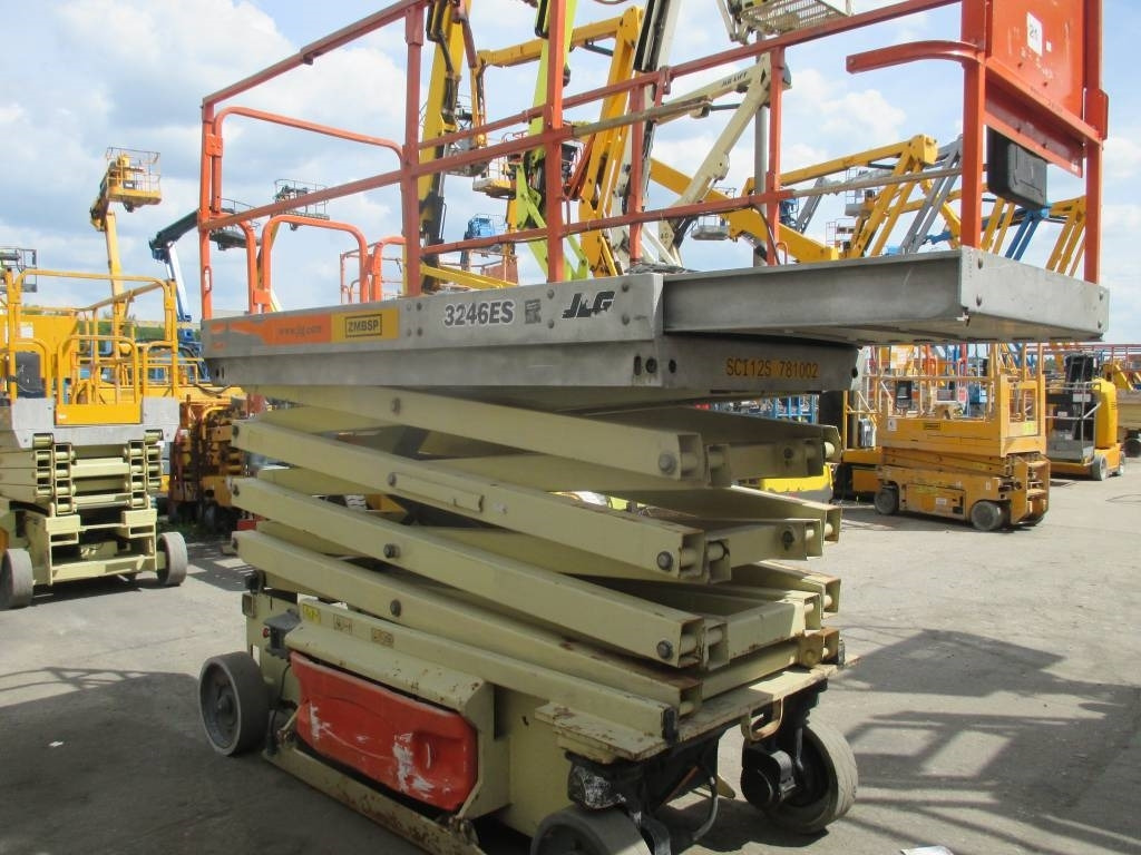 JLG 3246 ES - رافعات مقصية: صور 4 JLG 3246 ES - رافعات مقصية: صور 4