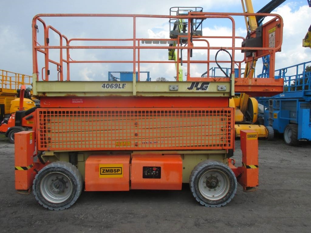 JLG 4069 LE - رافعات مقصية: صور 2 JLG 4069 LE - رافعات مقصية: صور 2