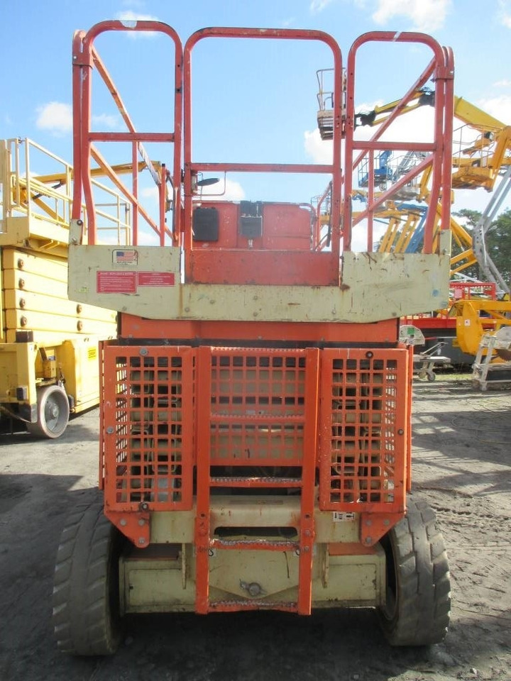 JLG 4069 LE - رافعات مقصية: صور 4 JLG 4069 LE - رافعات مقصية: صور 4
