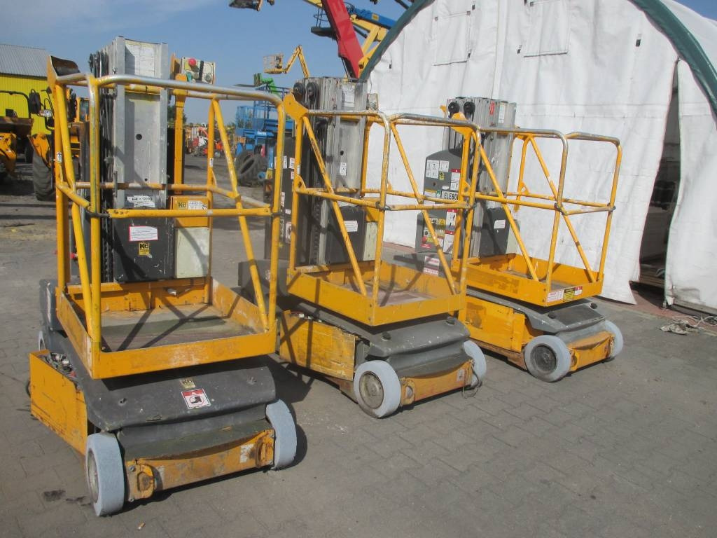 JLG Toucan Junior 8 - الرأسي رفع الصاري: صور 1 JLG Toucan Junior 8 - الرأسي رفع الصاري: صور 1