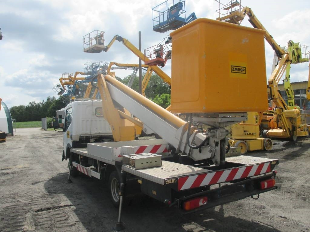 Multitel MT 202 DS - مصاعد الازدهار محمولة على شاحنة: صور 5 Multitel MT 202 DS - مصاعد الازدهار محمولة على شاحنة: صور 5