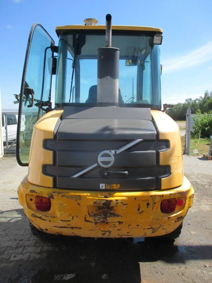 Volvo L 25 F - اللودر بعجل: صور 3 Volvo L 25 F - اللودر بعجل: صور 3
