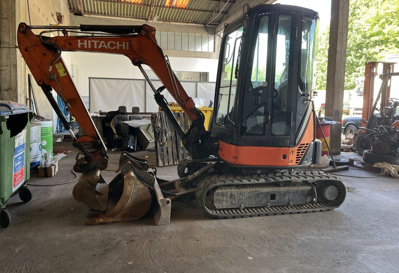 Hitachi ZX29 - حفارة مصغرة: صور 3 Hitachi ZX29 - حفارة مصغرة: صور 3