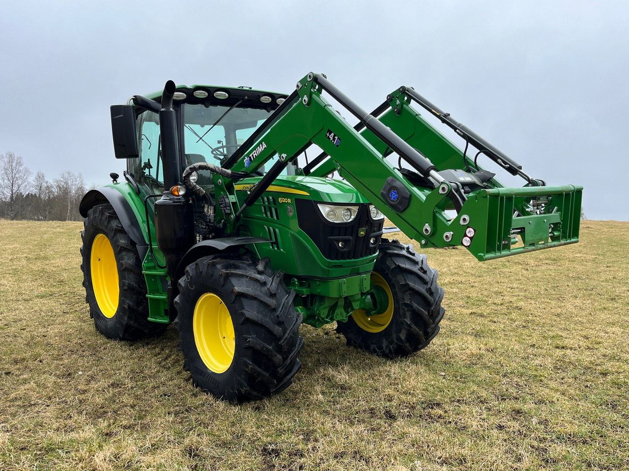 John Deere 6120R - جرار: صور 1 John Deere 6120R - جرار: صور 1