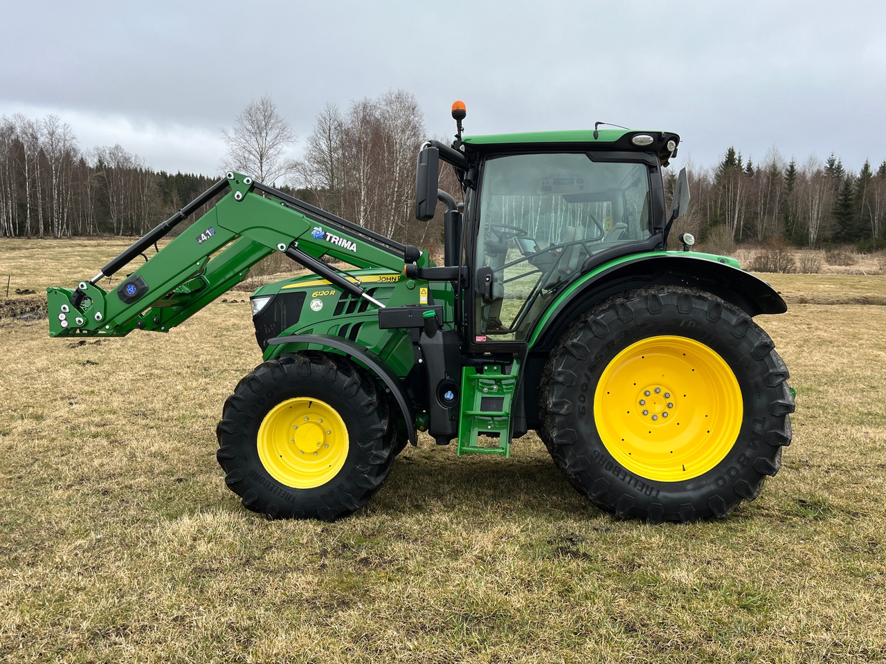 John Deere 6120R - جرار: صور 3 John Deere 6120R - جرار: صور 3