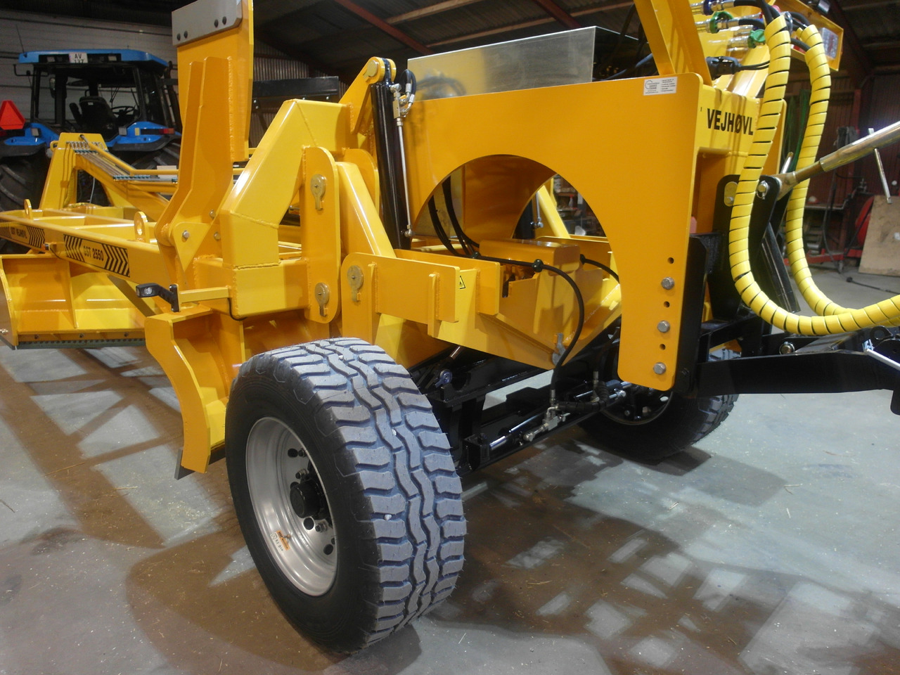 آلة تسوية الأرض جديد GST 2550 Gravel road tractor Grader: صور 9