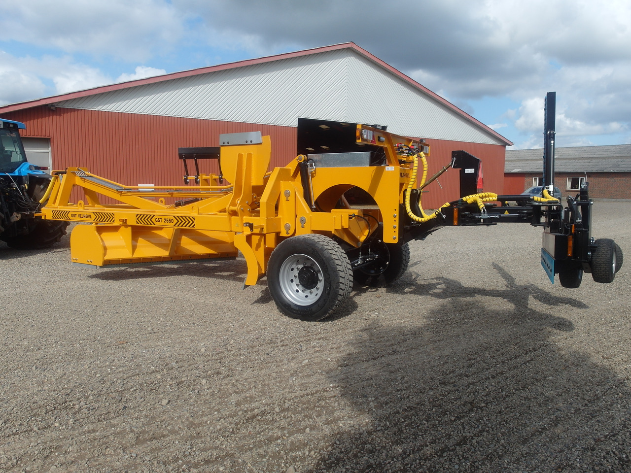 آلة تسوية الأرض جديد GST 2550 Gravel road tractor Grader: صور 7