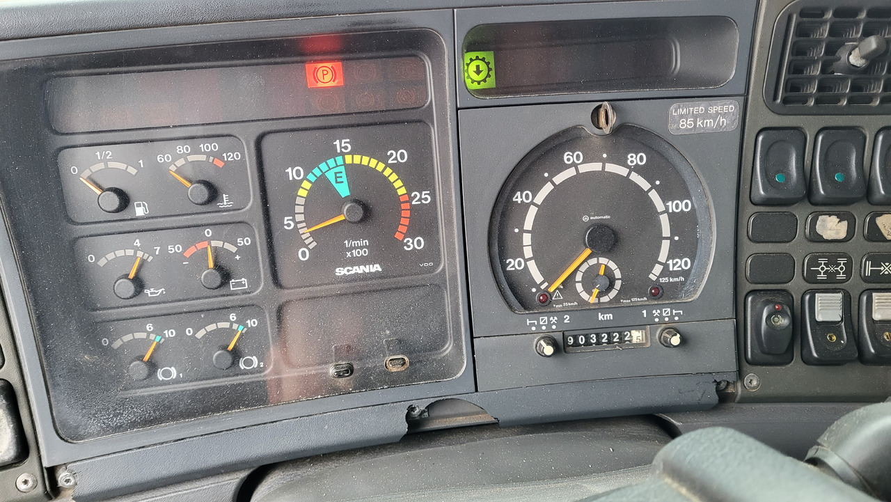 الشاسيه شاحنة SCANIA R124 420 6X4: صور 19