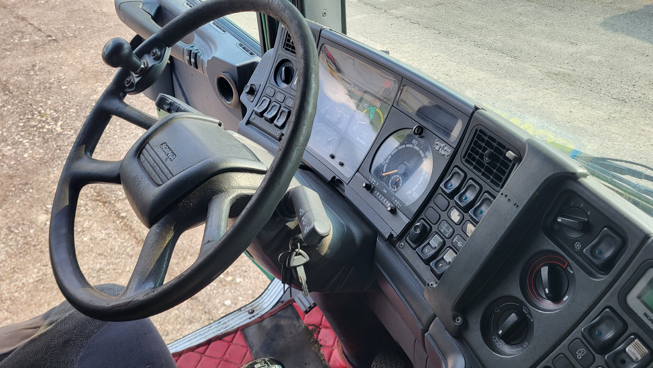 الشاسيه شاحنة SCANIA R124 420 6X4: صور 28