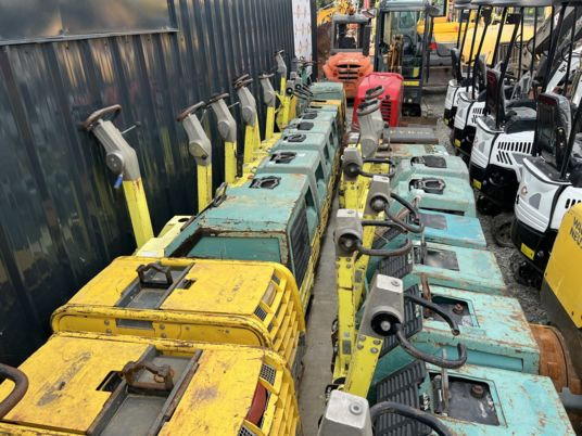 Ammann APH6020 - صفائح اهتزازية: صور 2 Ammann APH6020 - صفائح اهتزازية: صور 2