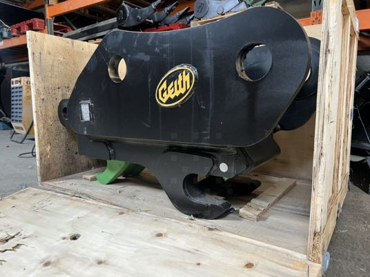 Attache rapide hydraulique QC90H pour pelle de 23T à 35T - وصلة الربط للمعدات المعلقة: صور 3 Attache rapide hydraulique QC90H pour pelle de 23T à 35T - وصلة الربط للمعدات المعلقة: صور 3