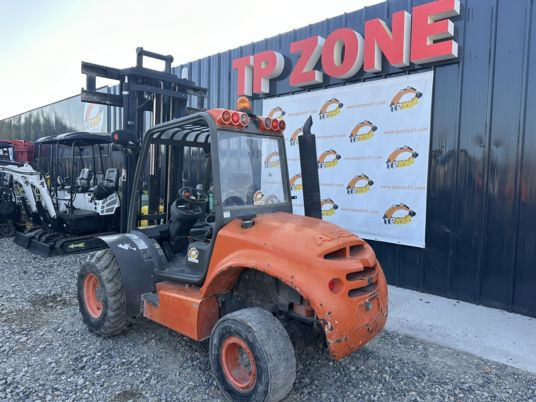 Ausa C200HX4 4X4 à 17900 € HT - شاحنات الطرق الوعرة: صور 2 Ausa C200HX4 4X4 à 17900 € HT - شاحنات الطرق الوعرة: صور 2