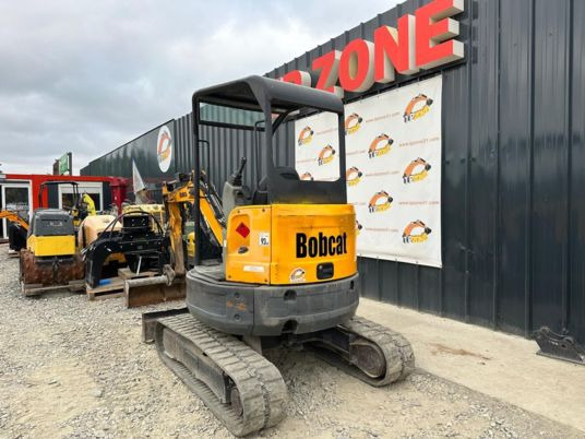 Bobcat E26 Canopy à 18500 € HT - حفارة مصغرة: صور 4 Bobcat E26 Canopy à 18500 € HT - حفارة مصغرة: صور 4