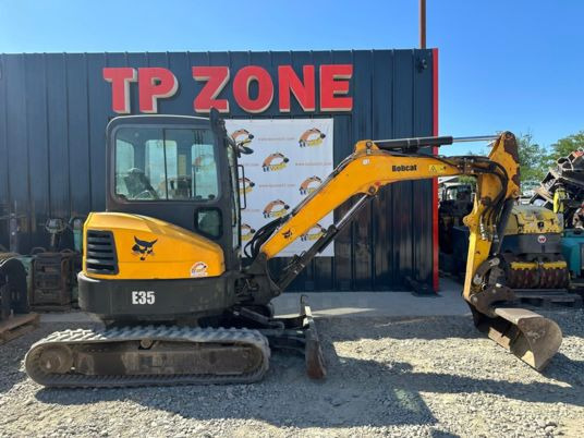 Bobcat E35 Cabine à 22500 € HT - حفارة مصغرة: صور 1 Bobcat E35 Cabine à 22500 € HT - حفارة مصغرة: صور 1