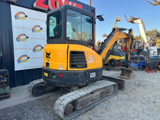 Bobcat E35 Cabine à 23500 € HT - حفارة مصغرة: صور 5 Bobcat E35 Cabine à 23500 € HT - حفارة مصغرة: صور 5