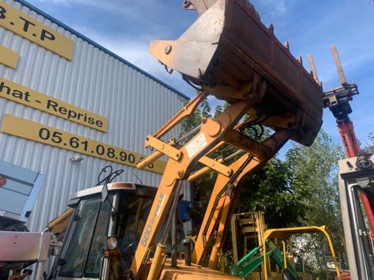 Case 580 SUPER LE Ride Control - حفار متعدد الاستخدام: صور 5 Case 580 SUPER LE Ride Control - حفار متعدد الاستخدام: صور 5