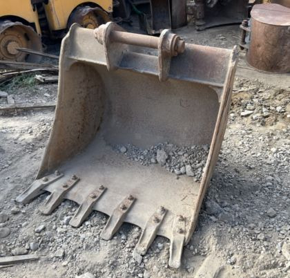 بكت Godet attache caterpillar: صور 7
