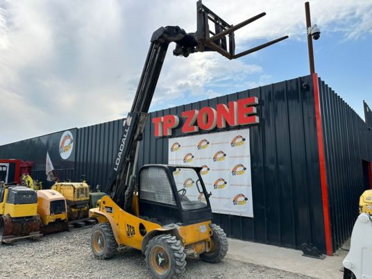 JCB 520-40 à 23500 € HT - رافعة تلسكوبية: صور 1 JCB 520-40 à 23500 € HT - رافعة تلسكوبية: صور 1