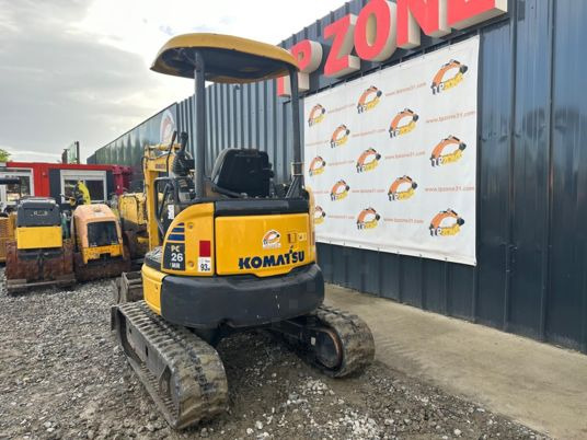 Komatsu PC26MR-3 à 19900€ HT - حفارة مصغرة: صور 4 Komatsu PC26MR-3 à 19900€ HT - حفارة مصغرة: صور 4