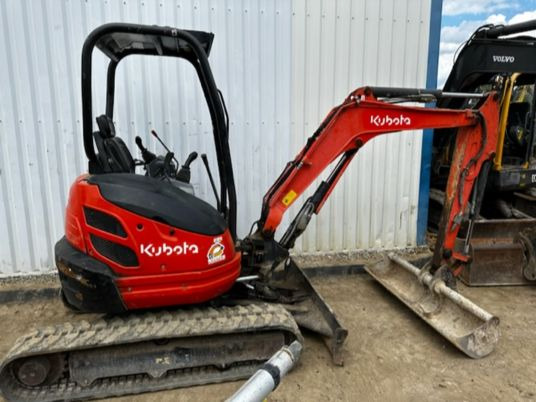 Kubota U25-3 EU Canopy - حفارة مصغرة: صور 1 Kubota U25-3 EU Canopy - حفارة مصغرة: صور 1