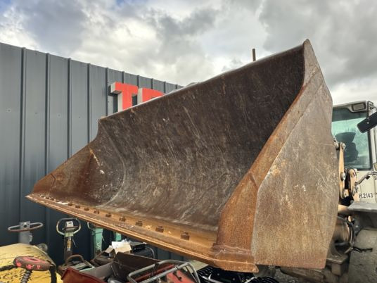 Liebherr New L514 Stéréo Clim à 29 500 € HT - اللودر بعجل: صور 4 Liebherr New L514 Stéréo Clim à 29 500 € HT - اللودر بعجل: صور 4