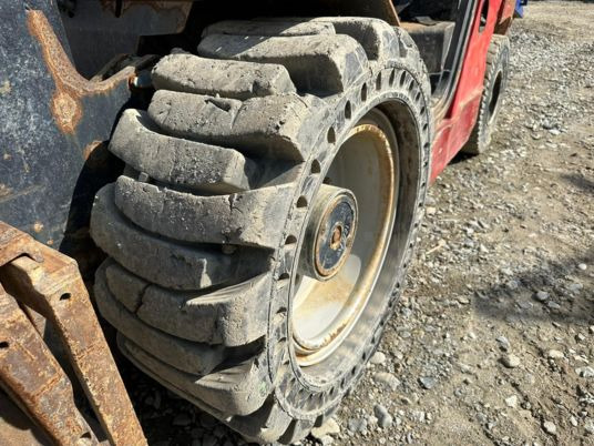 Manitou MSI35T à 19900 € HT - رافعة شوكية ديزل: صور 5 Manitou MSI35T à 19900 € HT - رافعة شوكية ديزل: صور 5
