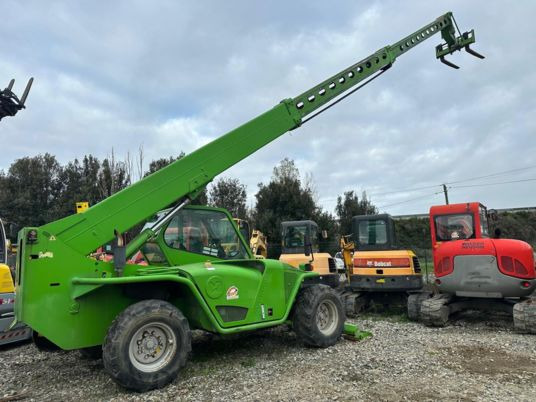 Merlo P40.14K à 21500 € HT - رافعة تلسكوبية: صور 1 Merlo P40.14K à 21500 € HT - رافعة تلسكوبية: صور 1