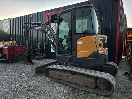 Volvo ECR50 D à 26500 € HT - حفارة مصغرة: صور 4 Volvo ECR50 D à 26500 € HT - حفارة مصغرة: صور 4