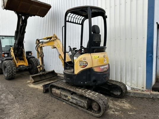 Yanmar VIO25-4 Canopy - حفارة مصغرة: صور 2 Yanmar VIO25-4 Canopy - حفارة مصغرة: صور 2