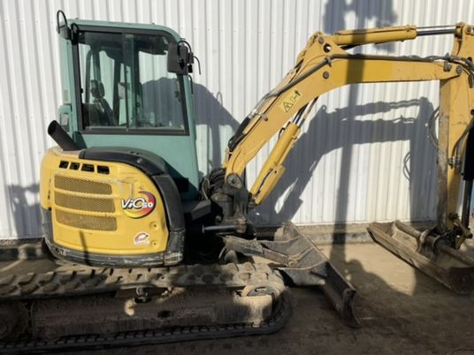 Yanmar VIO50-U Cabine - حفارة مصغرة: صور 5 Yanmar VIO50-U Cabine - حفارة مصغرة: صور 5