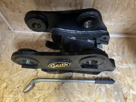 Attache rapide pour minipelle de 4T à 9T - وصلة الربط للمعدات المعلقة: صور 4 Attache rapide pour minipelle de 4T à 9T - وصلة الربط للمعدات المعلقة: صور 4