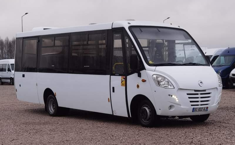 Iveco Kapena Thesi 34 EURO V *daily*wing*mediano - باص النقل بين المدن: صور 1 Iveco Kapena Thesi 34 EURO V *daily*wing*mediano - باص النقل بين المدن: صور 1
