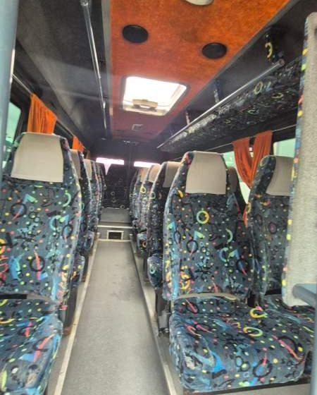 Mercedes-Benz Sprinter 411CDI 20+8 - باص النقل بين المدن: صور 2 Mercedes-Benz Sprinter 411CDI 20+8 - باص النقل بين المدن: صور 2