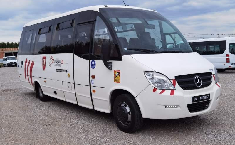 Mercedes-Benz WING VARIO 34 euro 5 *klimatyzacja*webasto*winda - باص النقل بين المدن: صور 1 Mercedes-Benz WING VARIO 34 euro 5 *klimatyzacja*webasto*winda - باص النقل بين المدن: صور 1
