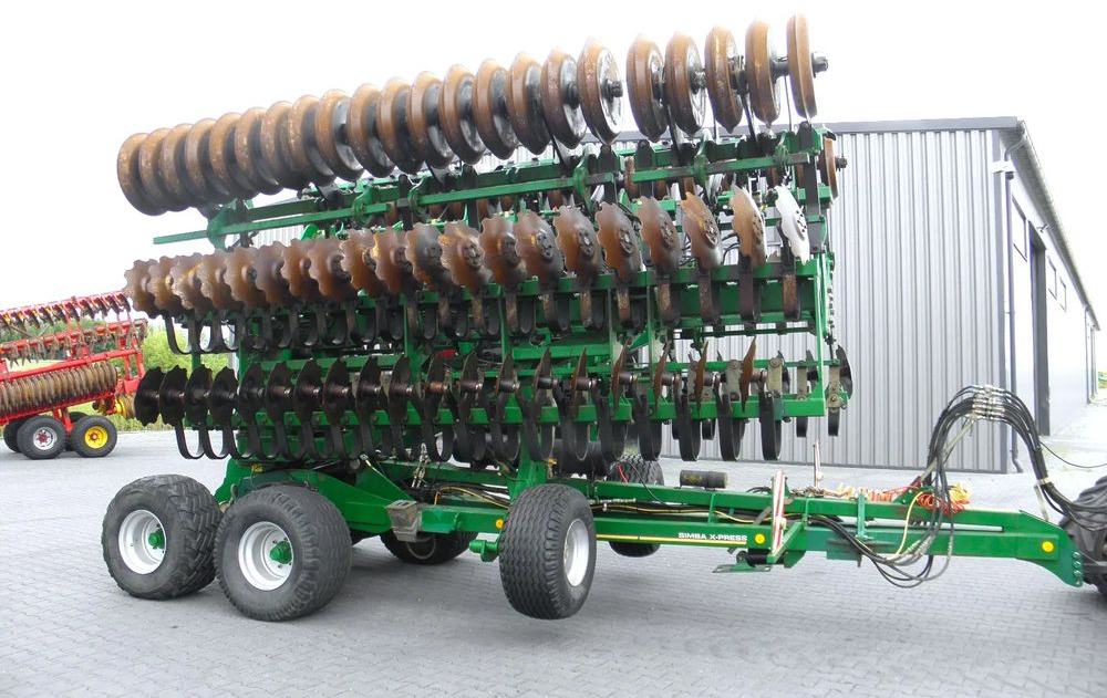 Great Plains Simba X-Prees 10 Stan Bardzo Dobry, 2014 Rok, Nie Malowana - ال معدات حراثه: صور 3 Great Plains Simba X-Prees 10 Stan Bardzo Dobry, 2014 Rok, Nie Malowana - ال معدات حراثه: صور 3