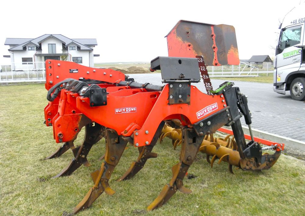 Inny Quivogne 3 metry Głębosz 2014 Rok , Stan Idealny - ال معدات حراثه: صور 1 Inny Quivogne 3 metry Głębosz 2014 Rok , Stan Idealny - ال معدات حراثه: صور 1