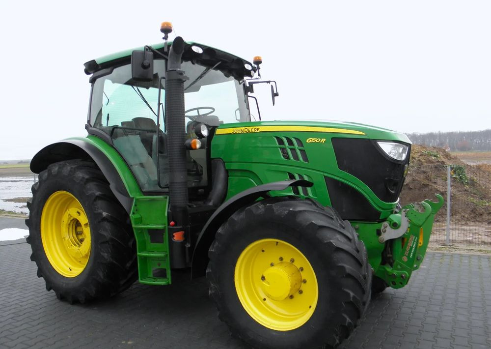 John Deere 6150R 2014 Rok, Przedni TUZ,WOM, Nie Malowany, Stan Bardzo Dobry - جرار: صور 4 John Deere 6150R 2014 Rok, Przedni TUZ,WOM, Nie Malowany, Stan Bardzo Dobry - جرار: صور 4