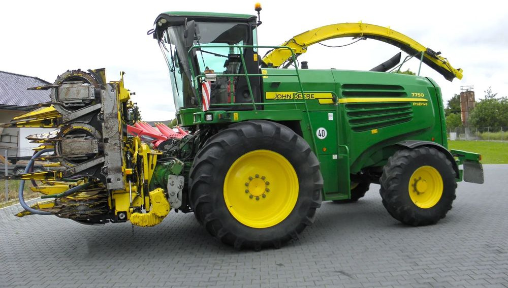 John Deere 7750 ProDrive 2008 Rok, +Kemper 375, +podbieracz do traw, Nie Malowany, Stan Bardzo Dobry - حصادة الأعلاف: صور 1 John Deere 7750 ProDrive 2008 Rok, +Kemper 375, +podbieracz do traw, Nie Malowany, Stan Bardzo Dobry - حصادة الأعلاف: صور 1