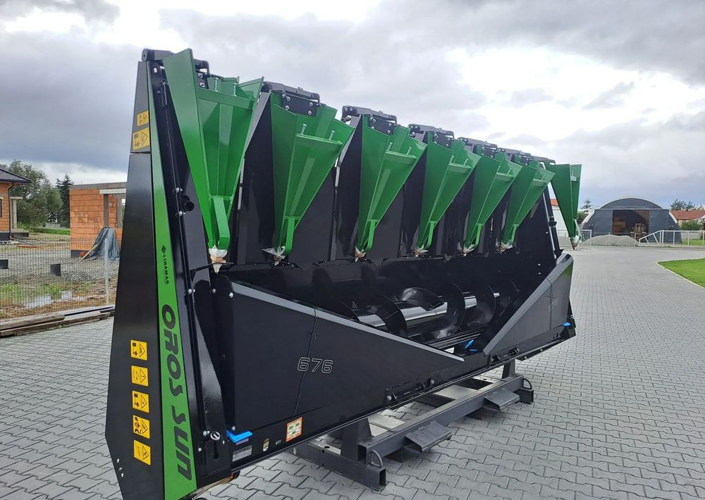 Oros Oros SUN 676 6 rzędowy, Nowe Przystawki do zbioru Słonecznika - حصادات عباد الشمس: صور 5 Oros Oros SUN 676 6 rzędowy, Nowe Przystawki do zbioru Słonecznika - حصادات عباد الشمس: صور 5