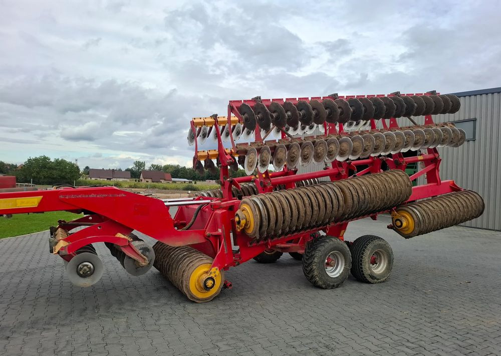 Väderstad Carrier 1225 XL 2011 rok , 12 metrów , Stan Bardzo Dobry - ال معدات حراثه: صور 5 Väderstad Carrier 1225 XL 2011 rok , 12 metrów , Stan Bardzo Dobry - ال معدات حراثه: صور 5